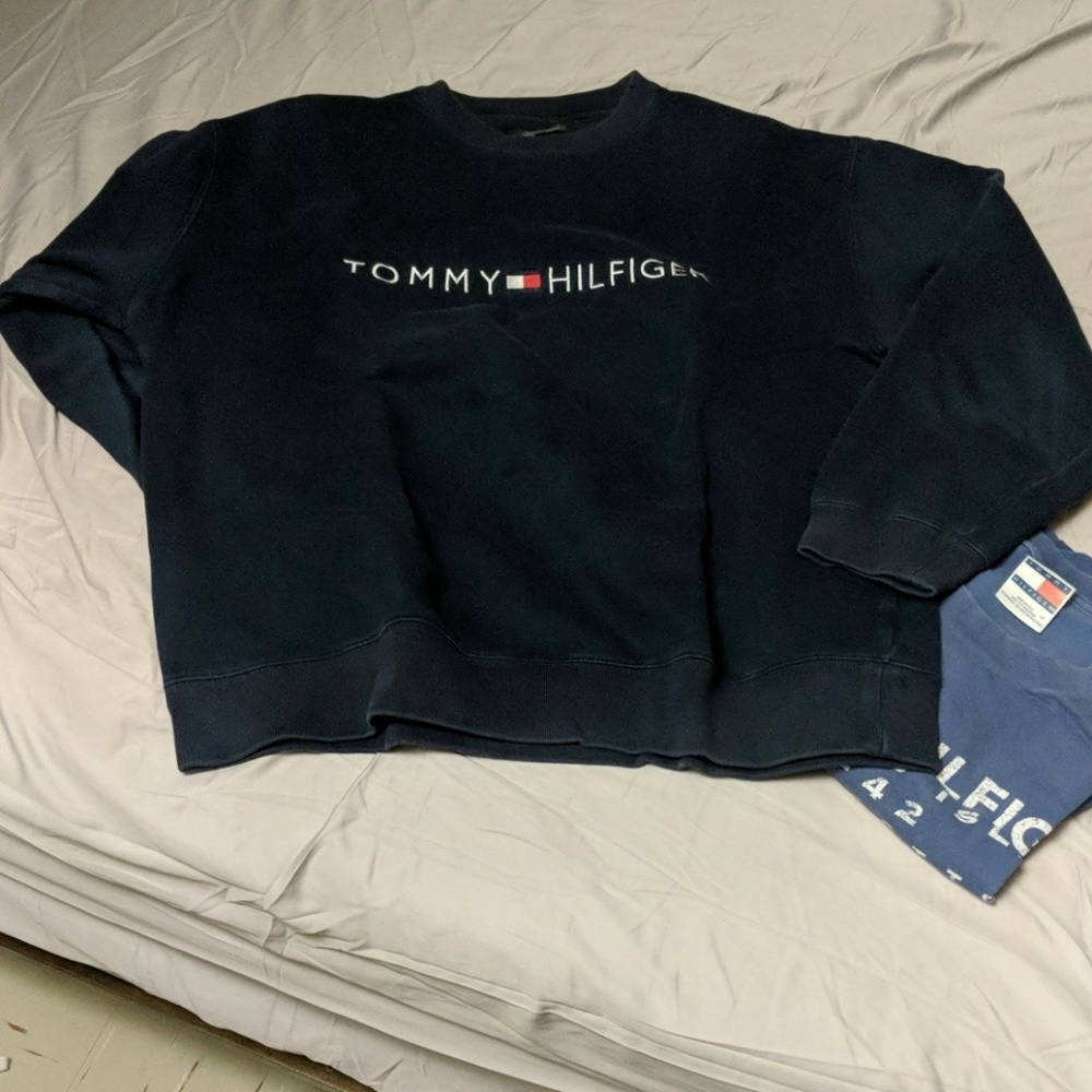 Tommy Hilfiger Navy Sweater Large